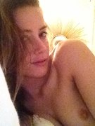 Amber Heard nude 0