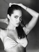 Angelina Jolie nude 9