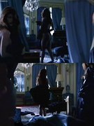 Angie Everhart nude 26