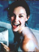 Ashley Judd nude 20