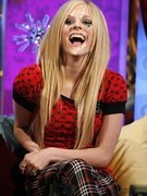 Avril Lavigne nude 362