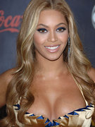 Beyonce Knowles nude 207