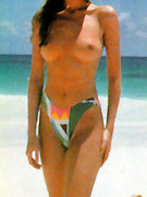 Claudia Schiffer nude 15