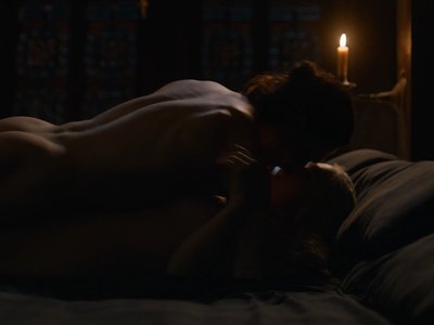 Emilia Clarke naked pics