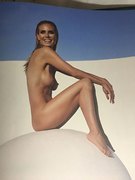 Heidi Klum nude 15