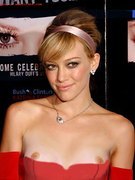 Hilary Duff nude 32