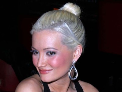 Holly Madison Hot Fake Cleavage
