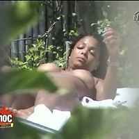 Paparazzi caught Janet Jackson absolutely nude