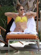 Jennifer Lopez nude 4