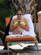 Jennifer Lopez nude 5
