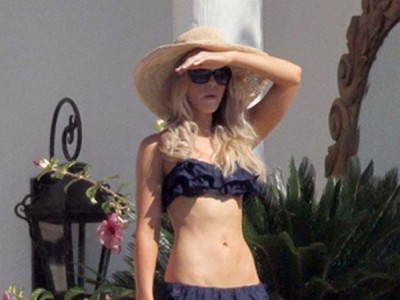 Kate Beckinsale Hot Bikini Pictures