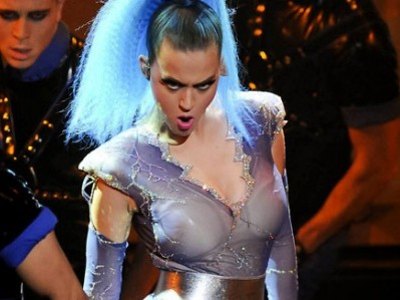 Exciting stage suit for Katy Perry