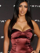 Kim Kardashian nude 323