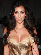 Kim Kardashian nude 402