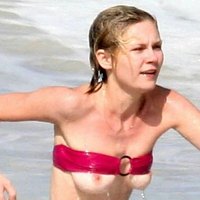 Kirsten Dunst paparazzi sexy photos