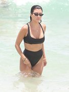Kourtney Kardashian nude 26