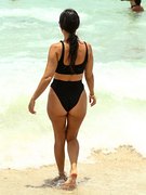 Kourtney Kardashian nude 51