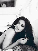 Kylie Jenner nude 15