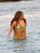 Mariah Carey nude 370