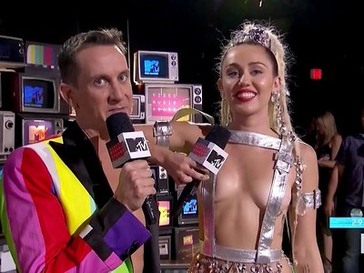 Miley Cyrus 2015 MTV Video Music Awards