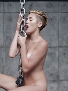 Miley Cyrus nude 1