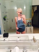 Miley Cyrus nude 15
