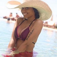 Nicki Minaj Bikini Pictures