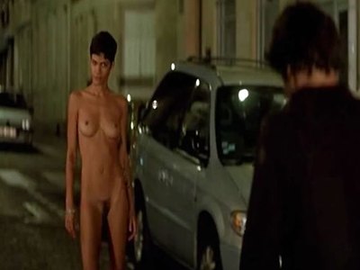 Omahyra Mota Nude And Sex Scene From Happy