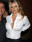 Pamela Anderson nude 205
