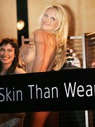 Pamela Anderson nude 340