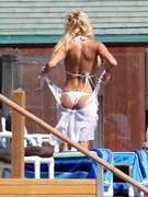 Pamela Anderson nude 530