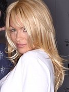 Pamela Anderson nude 545