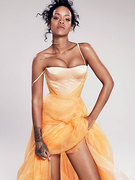 Rihanna nude 17