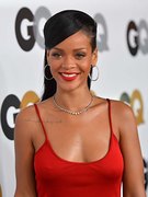 Rihanna nude 6