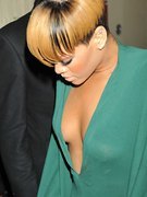 Rihanna nude 264