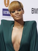 Rihanna nude 265