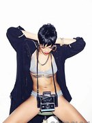 Rihanna nude 9