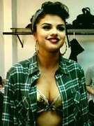 Selena Gomez nude 7