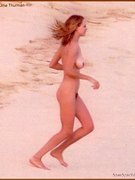 Uma Thurman nude 24