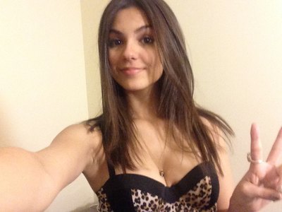 Victoria Justice naked pics